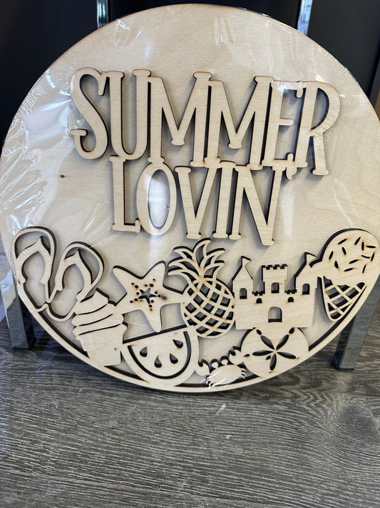 Summer Lovin  DIY Sign