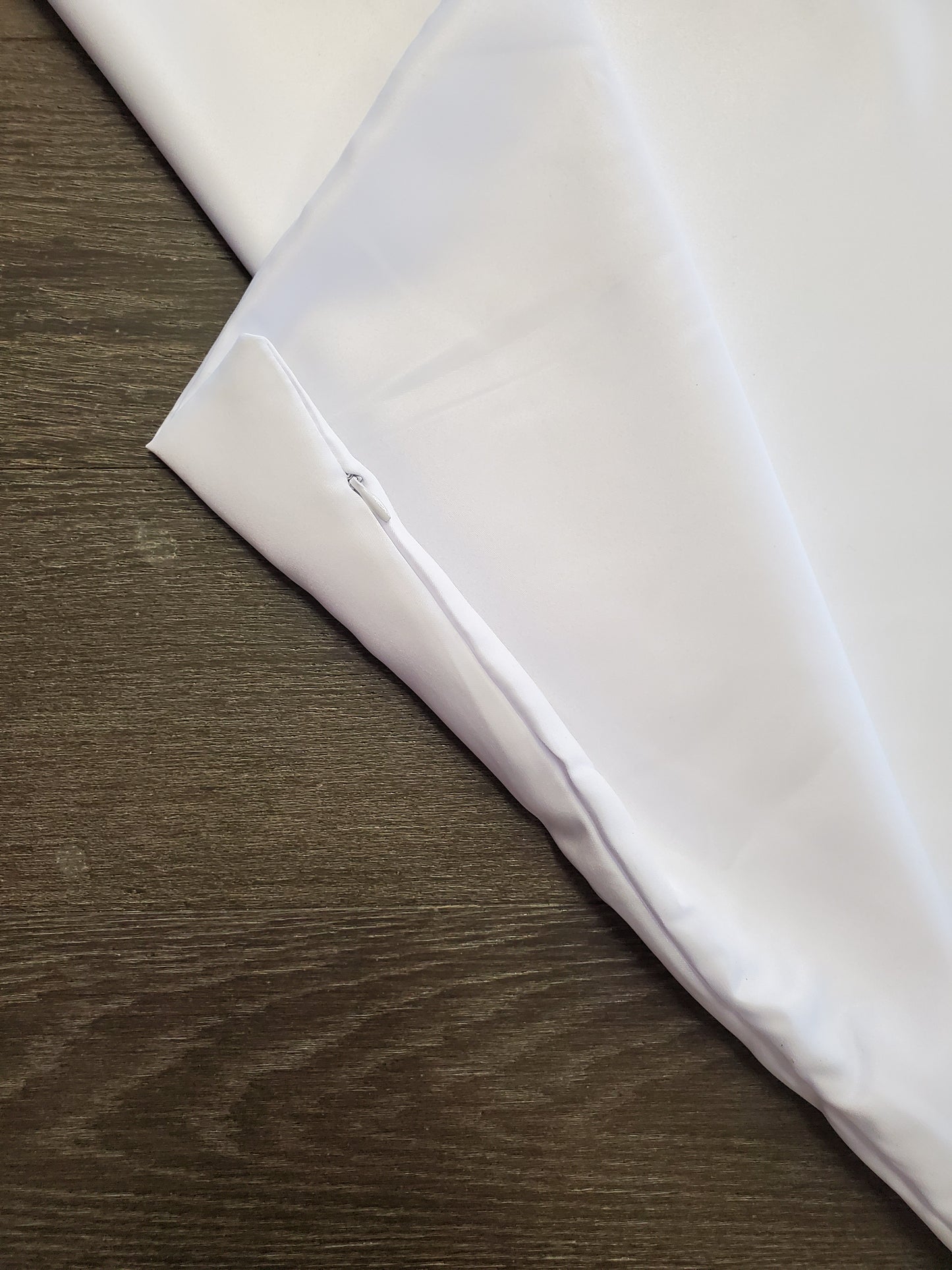 white polyester Pillow Covers 45cm x 45cm