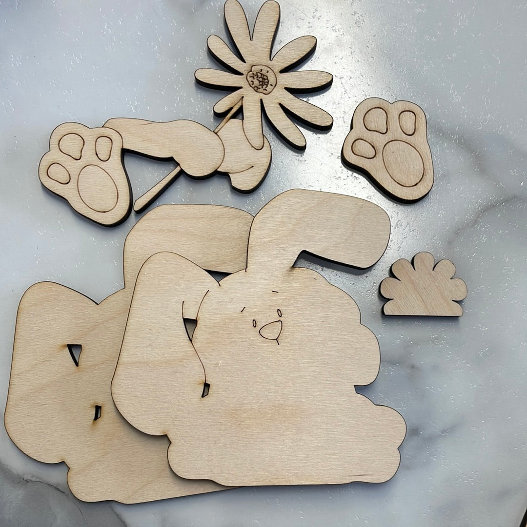 Bunny w carrot Shelf Sitter kit