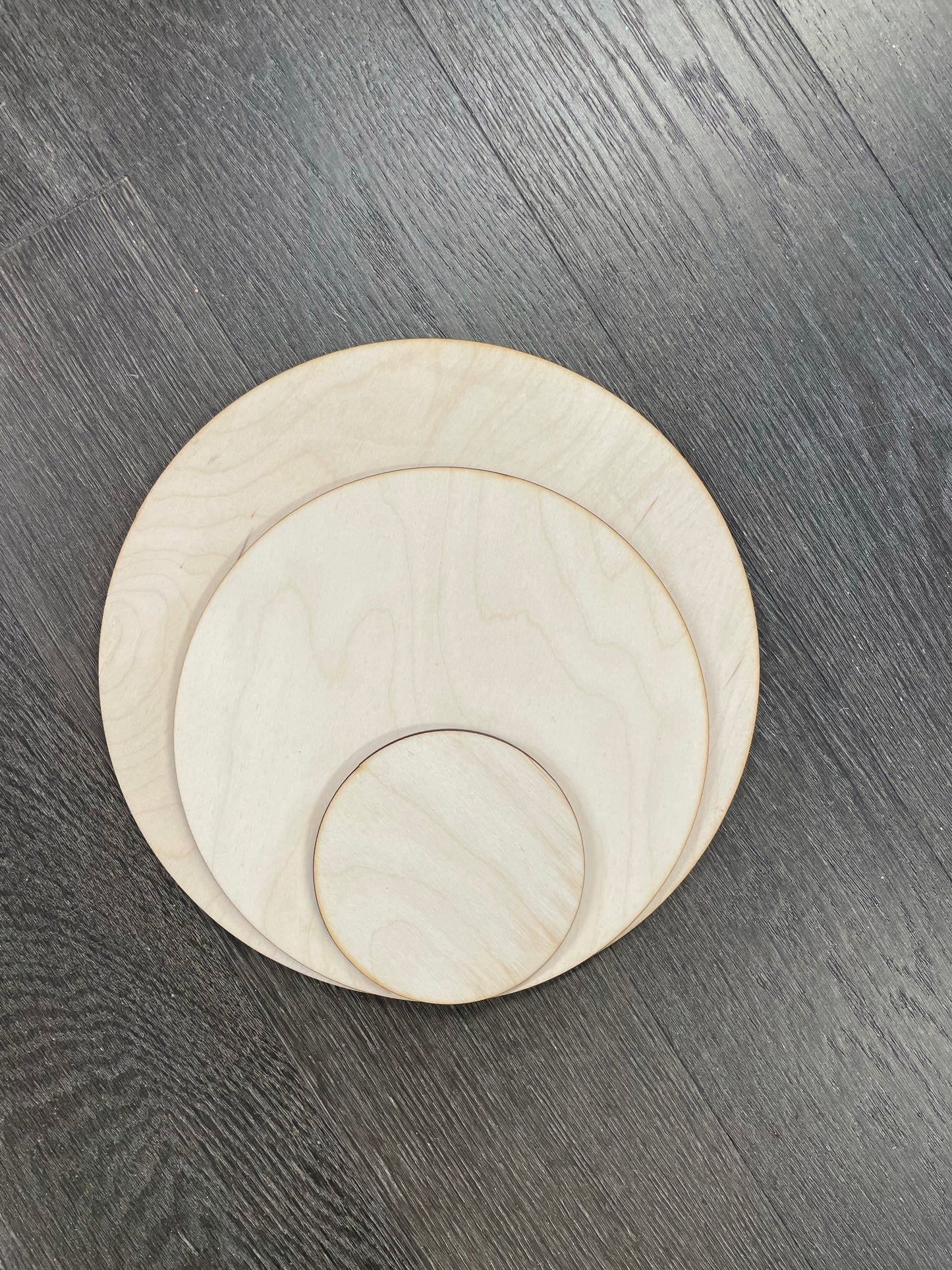 8" round Baltic Birch