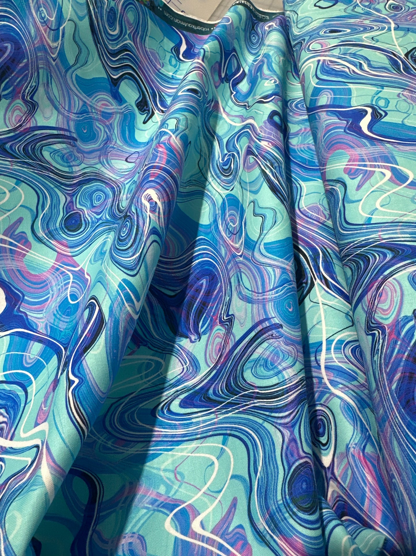 Robert Kaufman - Artful Blooms Blue