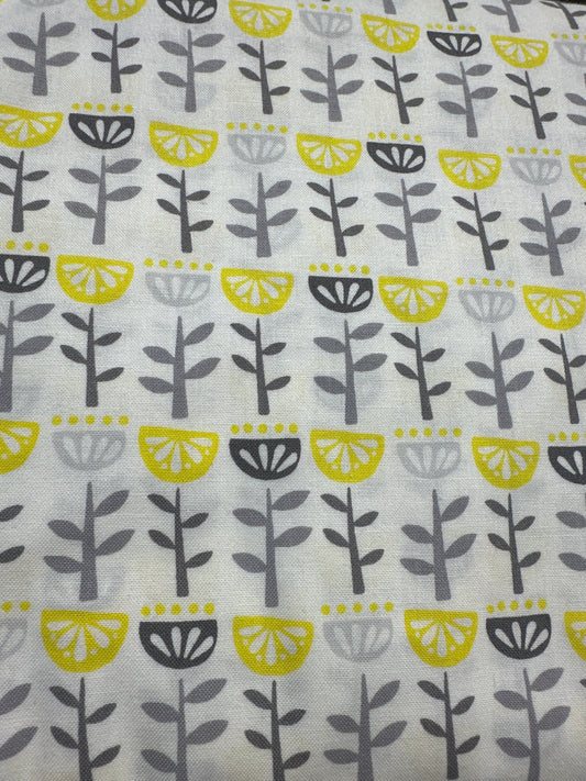 Camelot - Village Flowers Yellow