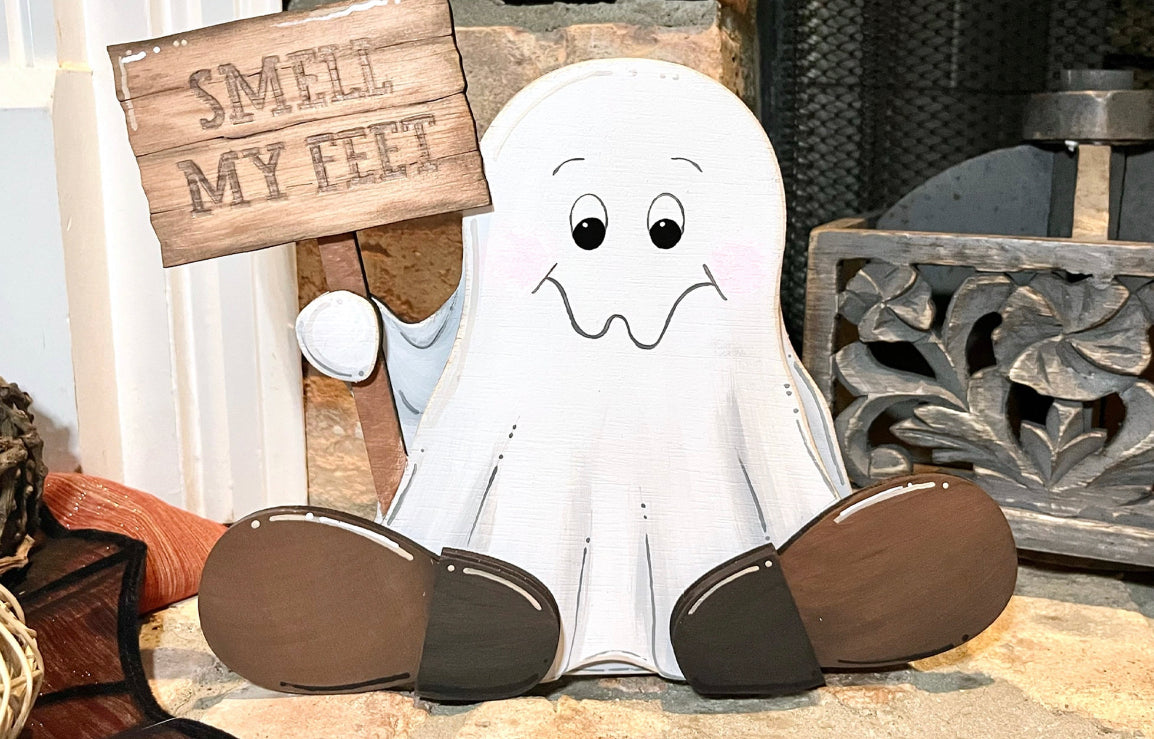 Smell My Feet Ghost Shelf Sitter kit