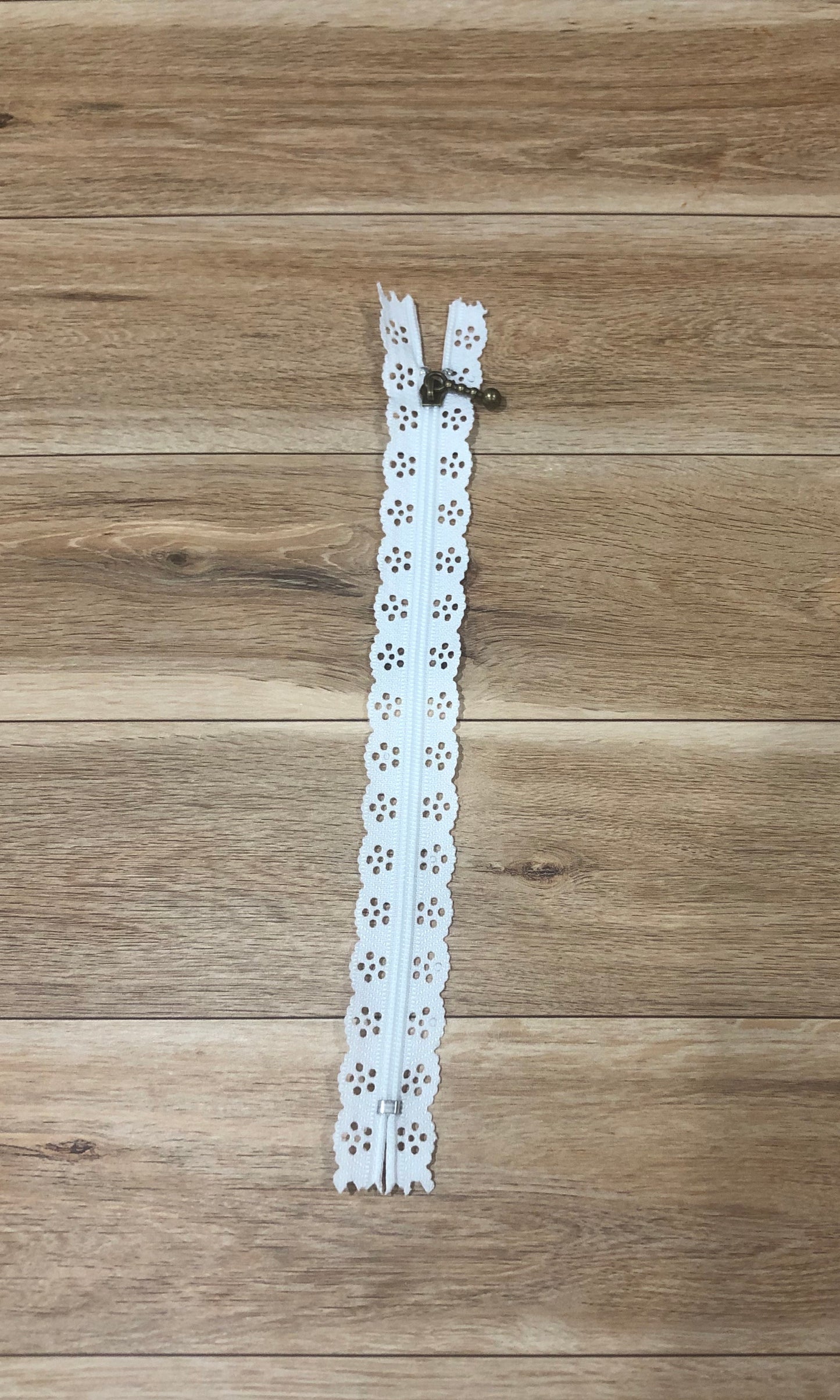 20 cm Lace Zipper