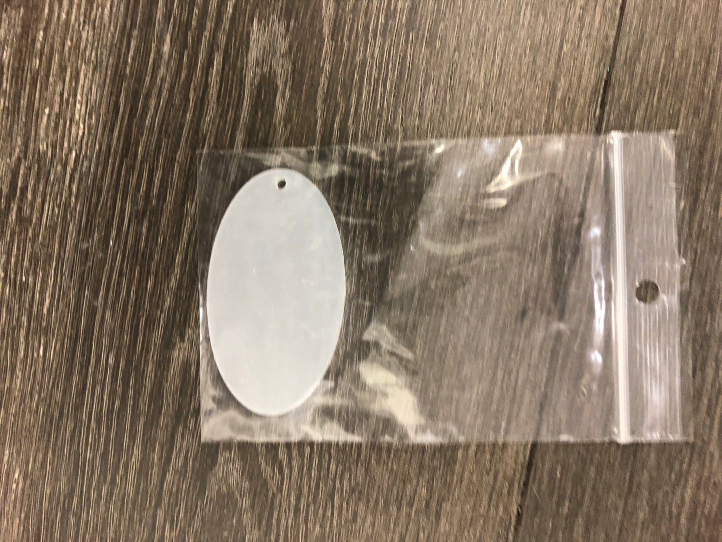 Acrylic Oval Disc with Hole for keyring