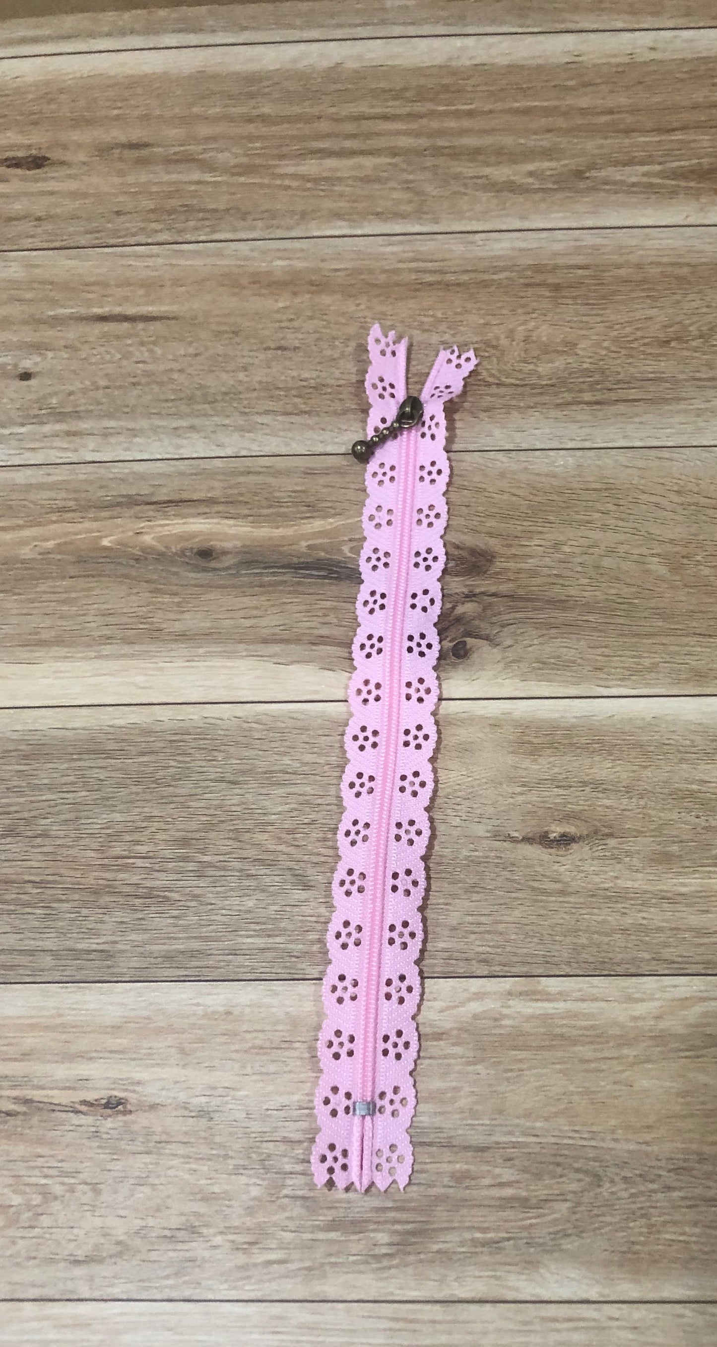 20 cm Lace Zipper